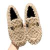 Zapatos peludos para mujer para otoño e invierno Ropa exterior 2021 Nuevos zapatos de algodón de terciopelo Suela plana Versátil Estilo coreano Zapatos sin cordones para mujer