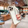Pulseira de pulso oca galvanizada com amor para iPhone15promax Apple 16/11/14 capa protetora macia