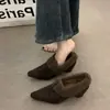 Zapatos de algodón estilo Birkenstock que aumentan la altura 2026 Invierno Mocasines de tacón alto Mocasines de felpa