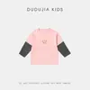 Roupas Infantis Dudu Camiseta de Algodão Puro Infantil Outono Novo Estilo Top Falso Duas Peças Masculino Roupa de Outono Camiseta Básica Feminina Tendência