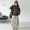 Tricô de outono para meninas, polo 2026 novo estilo para crianças mais velhas, suéter listrado com calça de perna curva, conjunto casual