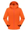 Chaqueta exterior de grado profesional, imprimible a medida, de una sola capa, a prueba de viento e impermeable, para camping, senderismo, montañismo y actividades de equipo.