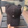 Boné de Baseball de Pelúcia de Lã de Cordeiro para Mulheres, Moda Outono e Inverno, Versátil Afina o Rosto Estilo Coreano Tendência Circunferência Craniana Grande Orelha de Coelho Bico de Pato