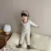 Conjunto de ropa de casa sin costuras de algodón Lycra antibacteriano de 10A para niños, pijamas para niños y niñas, tops y pantalones de otoño, ropa de casa para niños
