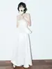Vestido de Casamento Leve Estilo Coreano, Cetim Sem Alças, Mikado Simples, Toque de Luxo de Nicho, Fotografia de Viagem ao Ar Livre, Mini Vestido para Performance de Piano