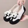 Zapatos de Tela de Estilo Antiguo de Nuevo Estilo de Verano para Mujer, Zapatos de Malla Transpirables, Zapatos de Entrenamiento Alemanes Antideslizantes, Zapatos tipo Mocasín Huecos de Suela Suave para Mamá