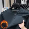 Moletom masculino de inverno com gola redonda e forro de fleece, vestuário casual masculino, camiseta de manga comprida quente com três botões, disponível para atacado