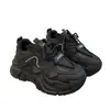 Zapatos Deportivos para Niñas 2026 Nuevo Otoño/Invierno Niños Medianos y Grandes Zapatos de Papá Zapatos para Niñas Niños Negro Ligeros Suela Suave Modernos