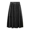 Ins estilo europeu e americano transfronteiriço 2026 nova moda elegante atacado de roupas femininas saia de couro para o dia a dia com design de retalhos meia-saia