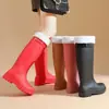 Botas de lluvia de caña alta 2026, antideslizantes, estilo mujer, duraderas, aptas para uso en cocina, cálidas, impermeables, con forro de felpa, botas de goma, botas de lluvia para adulto, engrosadas