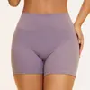 Amazon Especializada em Shorts de Yoga Feitos de Tecido Macio, Shorts Esportivos Confortáveis para Ciclismo e Corrida ao Ar Livre, Shorts de Comprimento Três Quartos 4208