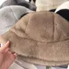 Sombrero de Cuenca con Orejas de Oso de Color Contrastante para Mujer en Otoño e Invierno, Imitación de Piel de Visón Suave y Ceroso, Engrosado y Cálido, Sombrero de Pescador que Favorece el Rostro