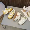 Zapatos Deportivos para Niños y Niñas 2026 Primavera Nueva Llegada Zapatos Deportivos para Correr Casuales Ligeros Niños Grandes Zapatos de Entrenamiento Alemanes