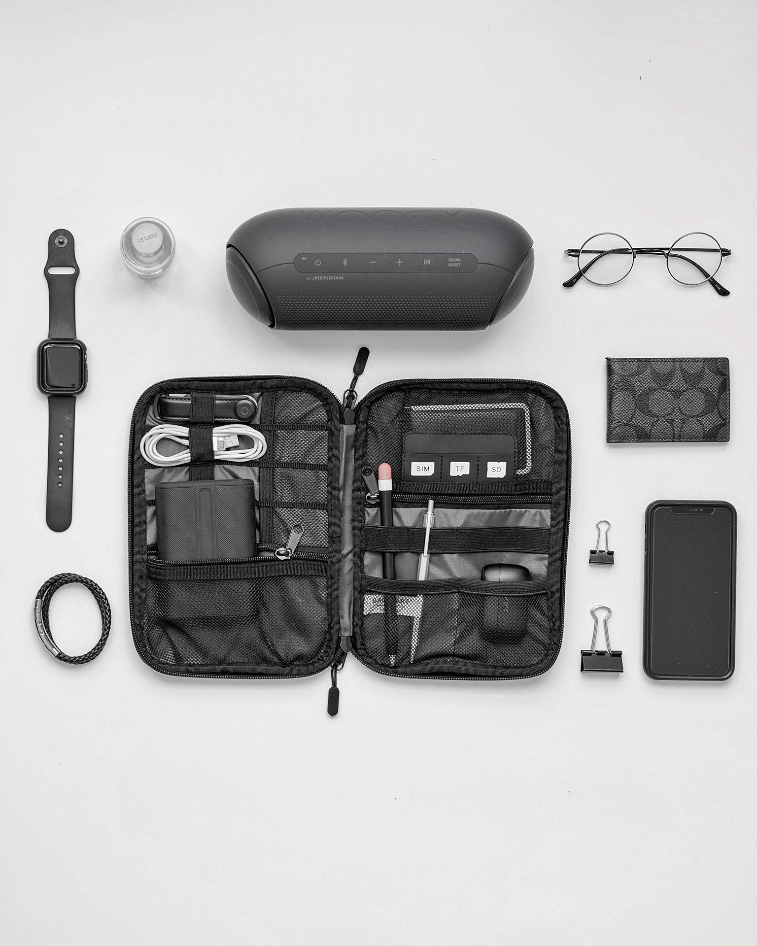 Grey-02.jpg