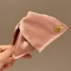 Presilha de Garra Triangular com Concha de Cetim Estilo Francês, Acessório de Cabelo Versátil de Alta Qualidade e Tendência para a Parte de Trás da Cabeça