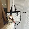 Bolso de Lunares Estilo Coreano de Alta Calidad para Mujer 2026 Nuevo Estilo Bolso de Hombro Bolso Cruzado de Hombro Único Moda Bolso de Mano para Viajes