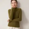 Suéter minimalista de lujo ligero 100% cachemir puro para mujer, cuello semialto, corte ajustado, prenda base de punto sin costuras de una sola pieza