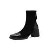 Suela silenciosa, patchwork de ante de oveja, botas de corte ajustado, colección otoño/invierno 2026, tacón grueso, tacón alto, punta cuadrada, botines elásticos para mujer