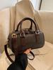 Bolso de mano distintivo de moda de invierno 2024, bolso de hombro texturizado retro, bolso cruzado elegante de estilo occidental para mujer.