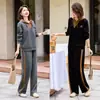 Conjunto de Roupa de Primavera para Mulheres de Meia-Idade e Idosas com Capuz, Conjunto de Duas Peças, Conjunto Esportivo Estilo Mãe, Conjunto para Primavera e Outono, Blusa com Jaqueta com Capuz
