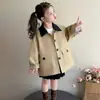 Abrigo de Primavera y Otoño para Niñas 2026 Nuevo Conjunto de Primavera Gabardina Larga Casual Retro Elegante para Niños Top de Otoño de Moda