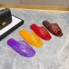 Zapatillas de baño de cristal de moda para mujer, zapatos de gelatina, zapatos versátiles para interior del hogar, antideslizantes, resistentes al olor, resistentes al desgaste, zapatillas para mujer