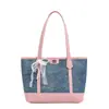 Bolsa de Ombro Jeans Patchwork de Grande Capacidade para o Dia a Dia, Bolsa de Mão Fashion para Mulheres, Nova Bolsa Tote Estilosa Versátil Verão 2026