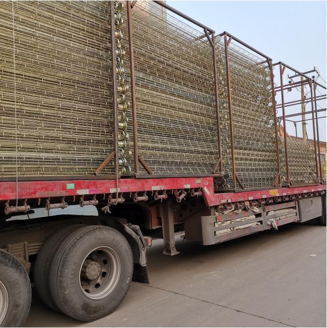 15564639856_353969213