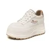 Sapatos Femininos com Aumento de Altura Escondido, Tênis Brancos para Mulheres, Novo Estilo Primavera e Outono 2026, Sapatos Casuais com Plataforma de Solado Grosso, Tênis Femininos