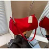 Bolso de Mano Cuadrado Pequeño Simple de Verano 2025 Nuevo Estilo Bolso de Hombro Bolso Cruzado de Tela Oxford Bolso Rojo de Mujer de Moda Casual