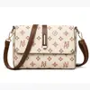 Bolsa de Couro Macio para Mulheres 2026 Novo Estilo Bolsa Transversal Grande Capacidade Casual Versátil Ombro Bolsa de Mãe Bolsa Quadrada Pequena