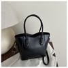 Bolsas Femininas Estilo Europeu e Americano 2025 Novo Modelo Bolsa de Ombro Único Transversal Carteira de Moedas Tendência Bolsa Saco de Alta Qualidade Bolsa Elegante para o Dia a Dia