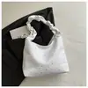 Bolsa Tote Grande de Ombro Transversal Feminina 2026 Novo Estilo Relaxamento Estrela Plissada Casual para Trabalho Estudante Universitário