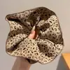 Scrunchie de rede colorido e oversized com alta elasticidade e alto apelo estético, acessório de cabelo multicamadas estilo francês