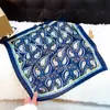 Nuevo Pañuelo de Seda de Color Sólido con Estampado de Lunares Estilo Coreano, Chal de Alta Gama, Bufanda para el Cuello, Pañuelo Cuadrado Pequeño Estampado de Seda Artificial Retro para Mujer