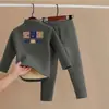 Conjunto de Ropa Interior Térmica para Niños con Forro Polar y Terciopelo Alemán Espesado Ropa de Casa Ropa de Otoño para Bebé y Pantalones Pijamas para Niños y Niñas