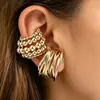 Ear cuff de cruz con incrustaciones de circonita de cobre sin perforación, lujo ligero y sensación de alta gama, clip para oreja versátil y de moda para mujeres sin perforaciones en las orejas