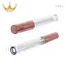 Fabricante de tubos redondos de tapa larga para brillo de labios 1 ml/1.5 ml/2 ml botellas de brillo de labios materiales de empaque cosmético botellas vacías con serigrafía para ventas transfronterizas
