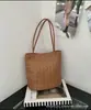 Bolso de mano, Regalo de recuerdo, Bolso tote al hombro, Cesta de verduras, Bolso tejido de piel de oveja para el trabajo, Fabricante de bolsos tejidos de piel de oveja