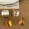 Pendientes cepillados minimalistas europeos y americanos, de lujo ligero, alta gama, elegantes y con estilo, de diseño nicho, únicos, versátiles y estilosos para ir al trabajo