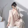 Pijama de Algodão e Seda para Mulheres Estilo Primavera e Outono Manga Longa Tamanho Plus Conjunto de Calças Longas com Bojo Sensação de Celebridade da Internet High-End Estampado Roupa de Casa Verão