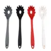 Venta al por mayor de fábrica Cuchara para Pasta con Garra de Silicona Integrada Rosa Herramienta para Servir Fideos de Cocina Utensilios de Cocina de Silicona Hogareño