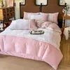 Juego de ropa de cama de lujo de alta gama de cuatro piezas hecho de terciopelo de leche para invierno, juego de tres piezas de franela engrosada y cálida para cama individual