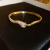 Pulseira Redonda de Aço Titânio Totalmente Cravejada em Diamante Estilo Francês, Pulseira Simples e Fashion de Luxo Leve, Senso de Design, Joia Versátil e Única para Públicos de Nicho