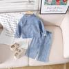 Conjunto Jeans Tendência Primavera e Outono para Meninas Estilo Europeu e Americano Jaqueta Bordada com Laço Manga Longa + Calça Longa
