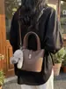 Bolso Cubo de Nicho Estilo Coreano para Mujer Nuevo Modelo 2026 con Acabado de Alta Gama, Bolso de Mano Sencillo con Patrón de Lichi, Bolso de Hombro y Cruzado de Lujo Ligero