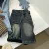Conjunto Outono e Inverno para Meninos Bebê 2026 Novo Estilo Moletom com Capuz e Forro de Fleece e Aumento Colete Infantil Jeans