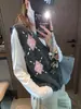 Moqie Otoño Nuevo Estilo Estilo Universitario Retro Patrón de Diamantes Jacquard Cuello en V Chaleco de Lana Tejido Mq1849