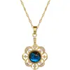 [Acero de Titanio] Flores de Palacio Cielo Estrellado Luz Temperamento Lujoso Collar Precioso de Diamantes Completos Cadena Clavicular para Mujer Más Fácil de Combinar Cadena de Acero de Titanio