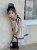 Traje de baño de tirantes con letra para niña 2025 Verano Nuevo Clásico Infantil Contraste Blanco y Negro Rayas Conjunto de Dos Piezas de Tirantes